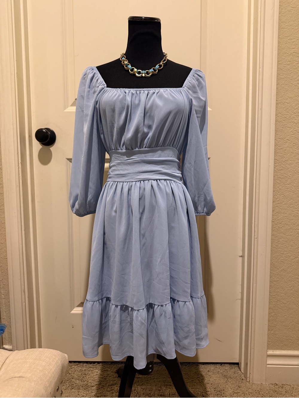 The gorg blue!